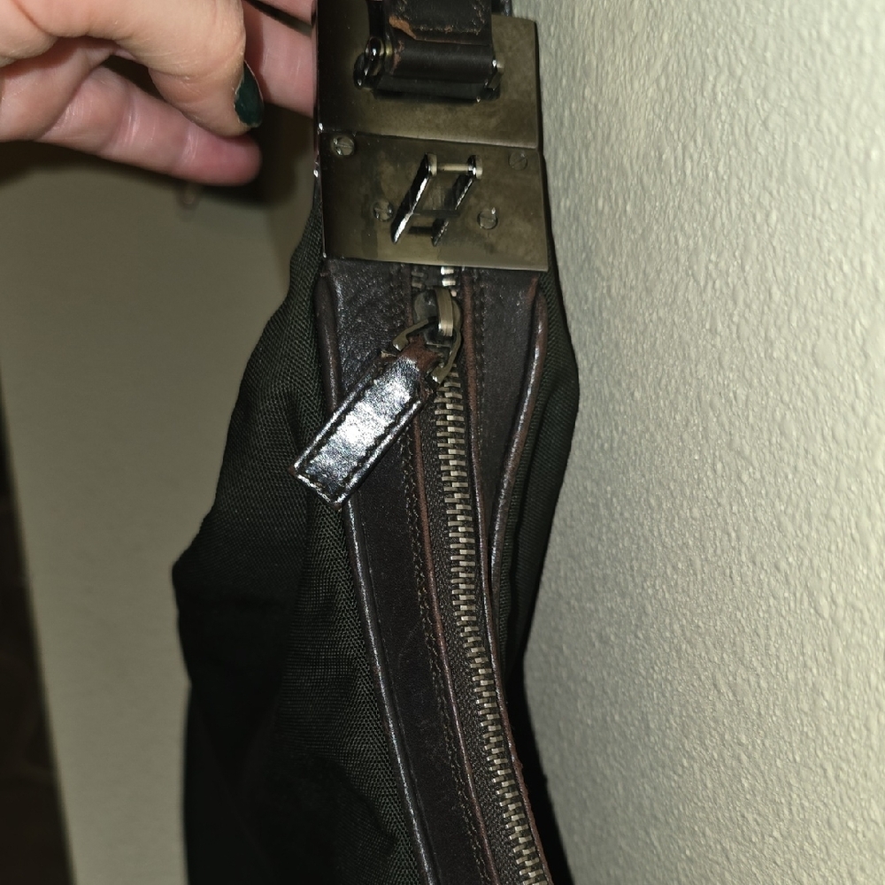 Gucci Tom Ford Black Hobo Bag Comes With COA - Picture 7 of 16